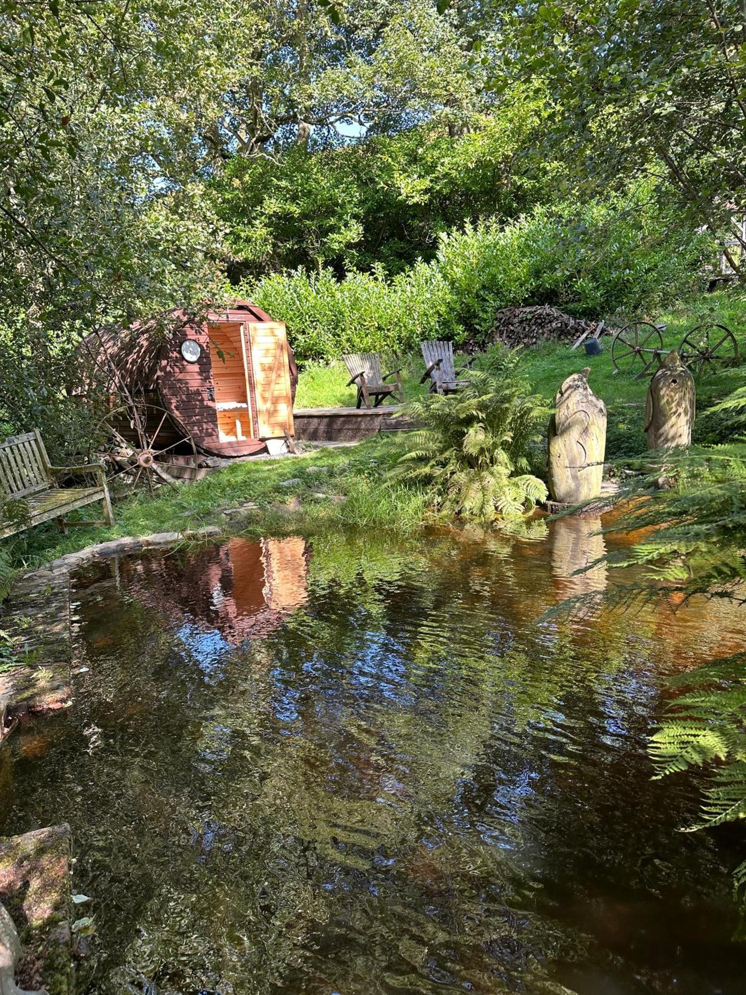 Llandegla Faraway Folliesヴィラ エクステリア 写真
